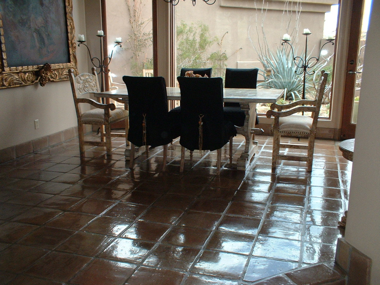 SEALED SALTILO FLOOR